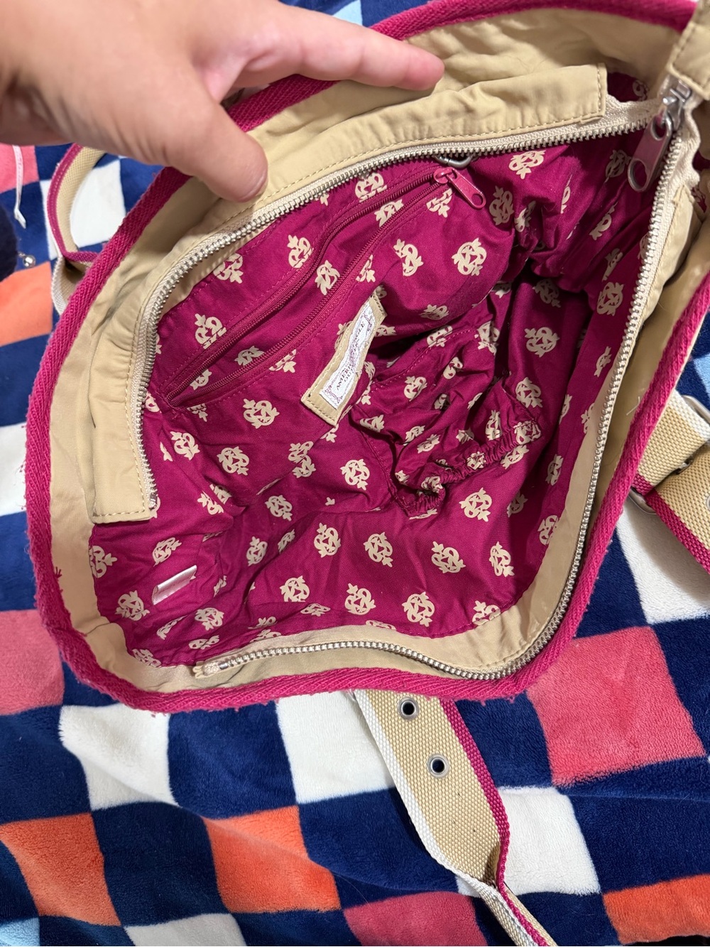 American Eagle bag - beige w/ deep pink trim - Picture 14 of 16